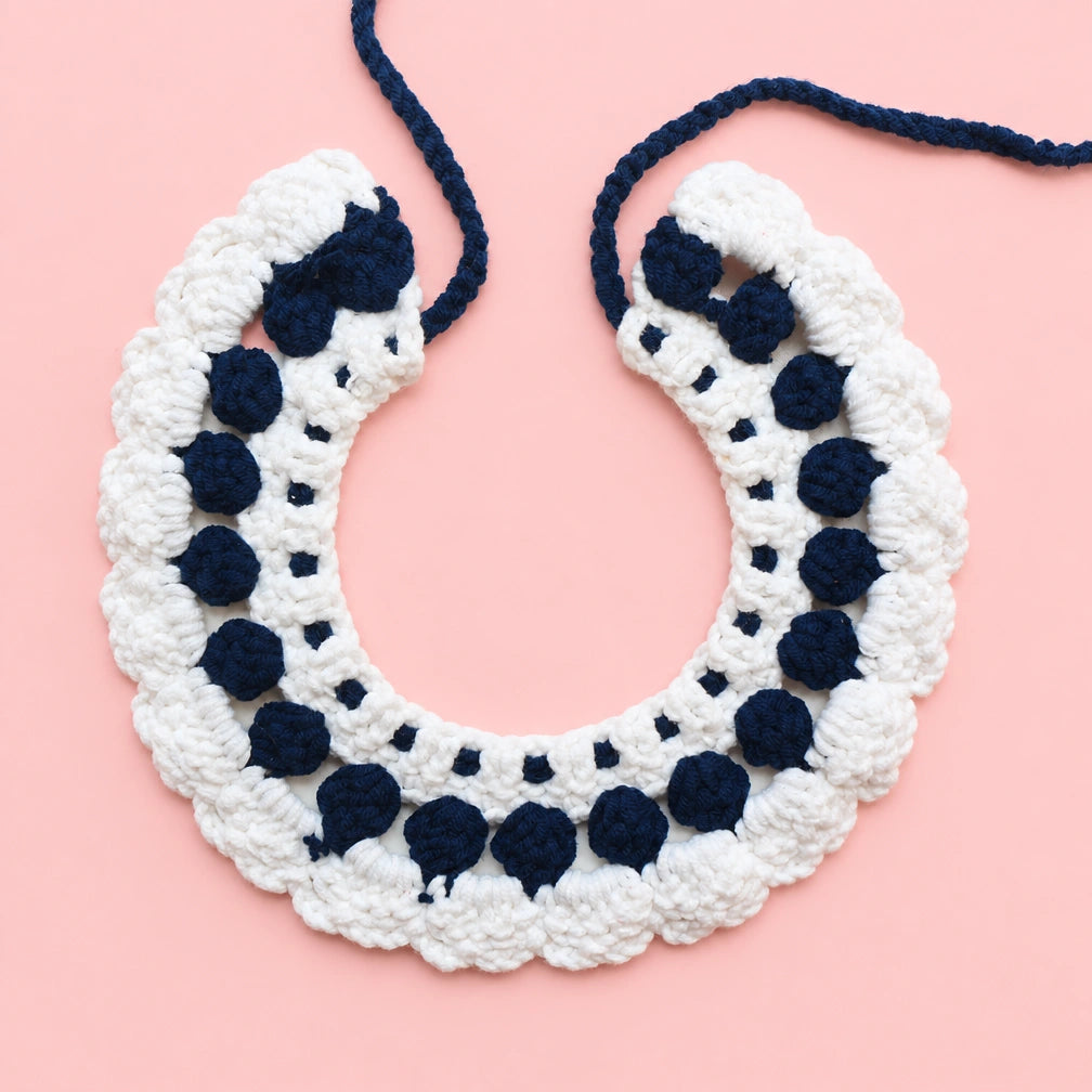 Red-and-White Loop Ruffle Crochet Pet Collar