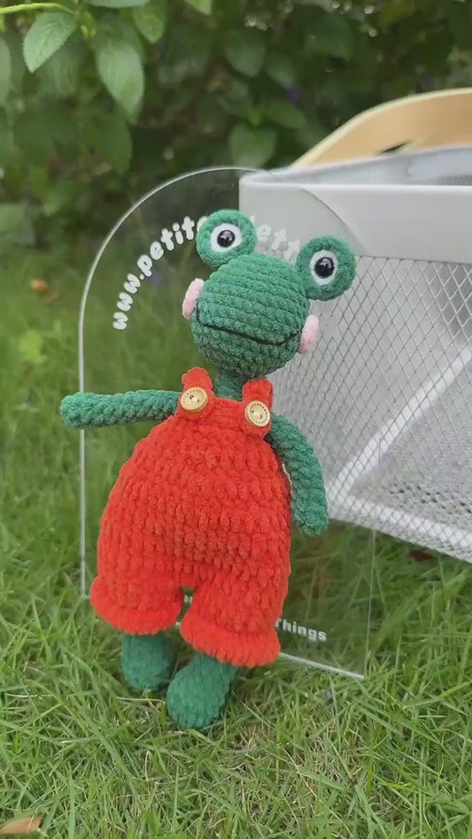 Red Outfit Frog Crochet Doll Keychain